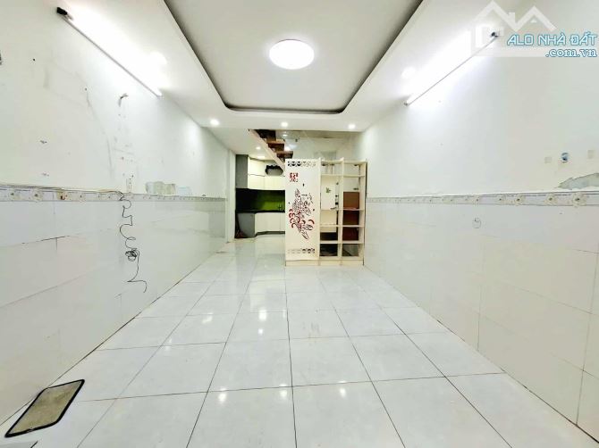 Nhà Trần Đình Xu_ Q1. DT 27m2; 2 tầng. Ngang 3.2m/3.4m x dài 8.5m. Giá 3.8 tỷ. - 1