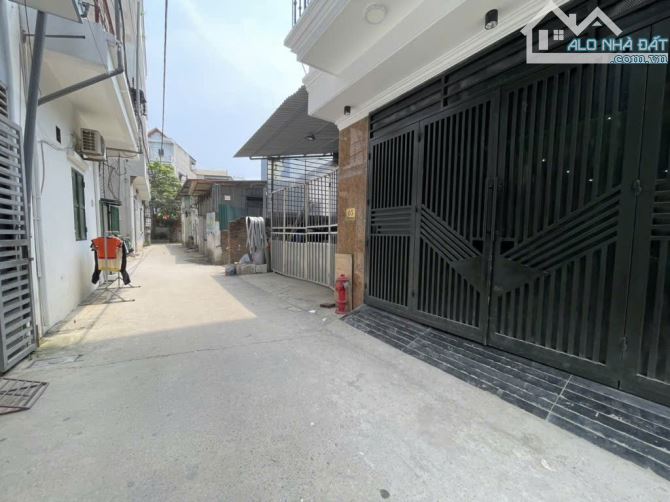 B.Á.N NHÀ SÁT LAI XÁ, GẦN ĐẠI HỌC CÔNG NGHIỆP, Ô TÔ QUA, DÒNG TIỀN KHỦNG  , 109M2, 18 TỶ 5 - 1