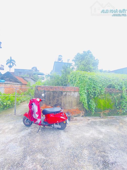 BÁN ĐẤT LÔ GÓC ĐƯỜNG HAI Ô TÔ TRÁNH NHAU XÃ VŨ LẠC TP THÁI BÌNH - 1