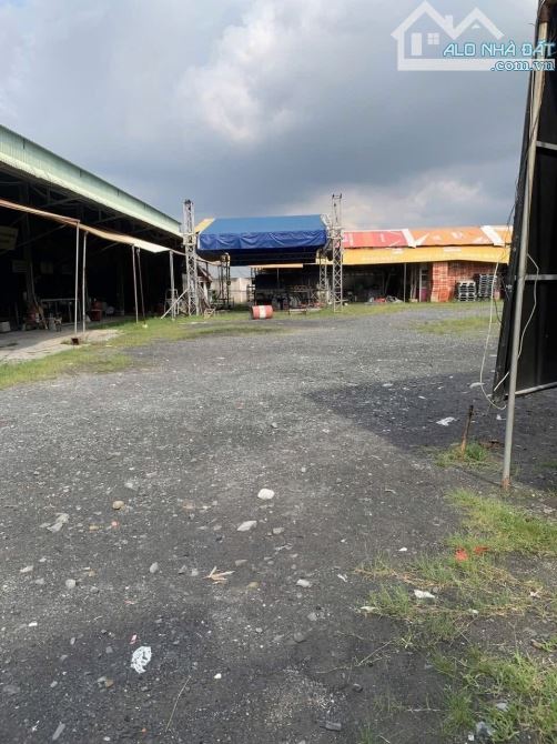 5581m2 MẶT TIỀN Nguyễn Văn Tạo cần bán có 600m2 thổ - 1
