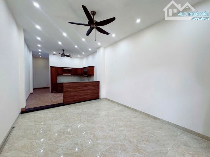 📌📌📌LÀM VIỆC TRỰC TIẾP GIÁ TỐT !!!nhà 3 tầng k482 hoàng diệu - 1