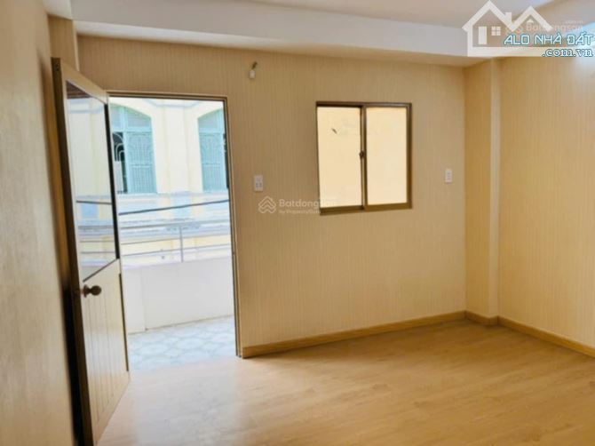 Bán nhà Nguyễn Trãi, Quận 5 - 5 tầng, 6 phòng giá chỉ 7.2 tỷ! - 1