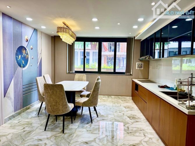 Bán nhà khu phân lô Nguyễn Tư Giản, Gò Vấp, hẻm xe hơi 8m, 5 tầng, giá nhỉnh 9 tỷ xíu - 1