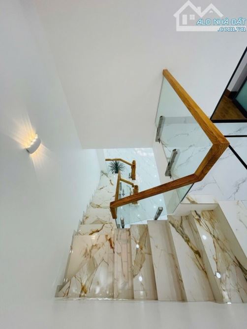 BÁN NHÀ 2 TẦNG, 74M2, NGAY CHIẾN LƯỢC, TÊN LỬA - BÌNH TÂN, HXH, GIÁ CHỈ 6 TỶ DỒNG - 1