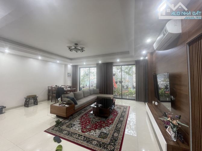 Bán nhà dân xây cực đẹp Ngọc Hà Ba Đình 55m 5T MT5.3m. Ô TÔ, Kinh doanh. 18.5 Tỷ - 1
