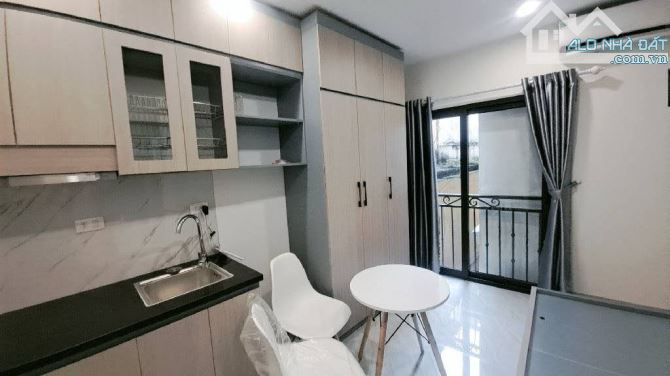 CCMN MỚI NHỈNH 11 TỶ, 11 PKK - GẦN PHỐ, NGÕ RỘNG, PCCC CHUẨN - YÊN HOÀ - 1
