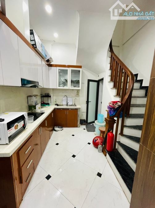 Bán nhà đẹp phố Phan Đình Giót, 5 tầng, 35m2, mặt tiền 4m giá 7.9tỷ - 1