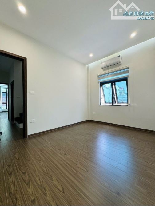 BÁN GẤP NHÀ ĐƯỜNG NGUYỄN HIỀN-QUẬN 3 giá 5tỷ550 SỔ HỒNG RIÊNG - 12