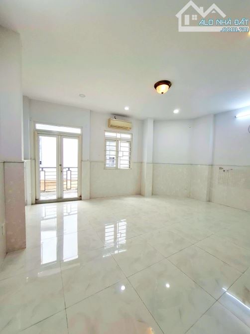 Đồng Xoài 4tầng 43 m 15 m hẻm xe hơi,4 tầng,ngang 5.3 sâu 8m giá 6.6 tỷ Phường 13 Tân Bình - 14
