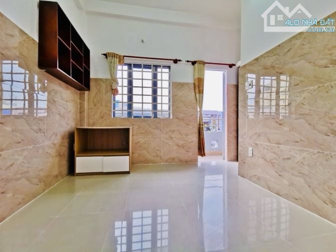 Bán CHDV 9 phòng, 7,4M x 12M, Thu 36tr/th, hẻm 8M Trần Thái Tông hơn 7 tỷ - 14
