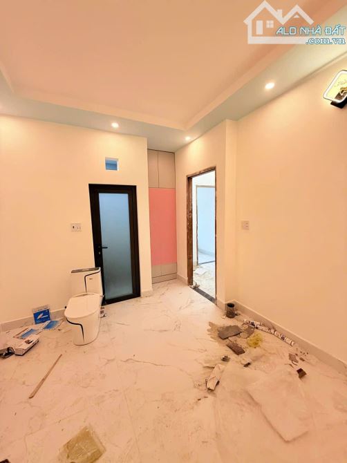 Siêu Phẩm Cạnh AEON TP Oto Ngủ Nhà Ngang Khủng 5,2m 5Tầng+5PN+5WC 6Đ1 - 2