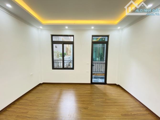 Chính chủ bán nhà đẹp 4 tầng, 43m, ở sướng, kinh doanh đỉnh cao, Nguyễn Trãi - 2