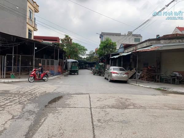 CHÍNH CHỦ GỬI BÁN LÔ CHỢ GỖ CHẮC - PHÙ KHÊ  Trục gần trường cấp 3 Nguyễn Văn Cừ - 2