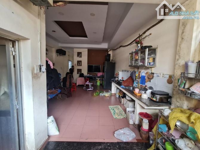 HẺM NHỰA Ô TÔ VÀO NHÀ, GẦN NÚT GIAO GÒ DƯA, DÒNG TIỀN ỔN ĐỊNH, 135m2 CHỈ 6 TỶ. - 2