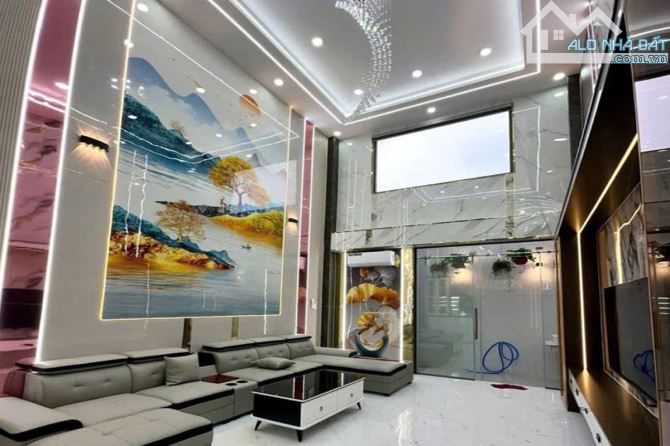 Bán nhà hẻm xe hơi, Thạnh Lộc 37, Quận 12, 62 m² (4m x 16m), 4 phòng - Giá 6.8 tỷ TL - 2