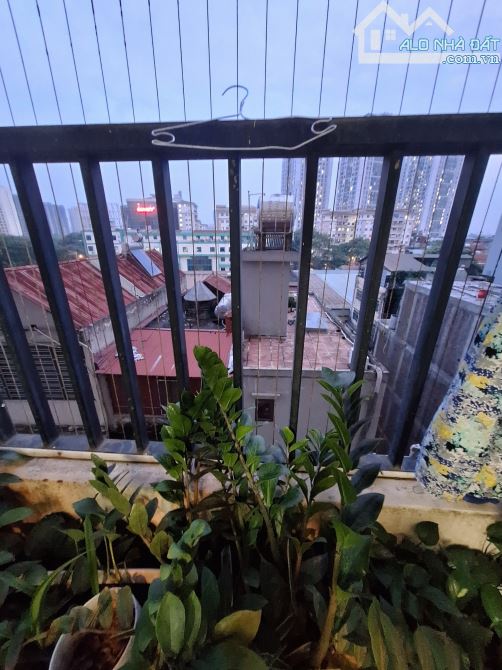 Bán căn hộ chung cư Vật Tư Du Lịch Trần Thủ Độ, 75m2, tầng đẹp, 2 ngủ, 5 tỷ - 2