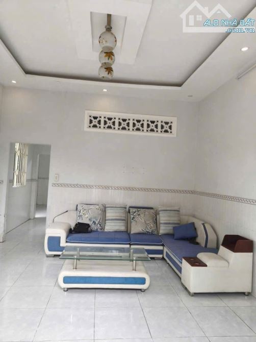 Nhà sổ hồng riêng 5mx12m chỉ 1 xẹt song hành tân hiệp hóc môn - 2