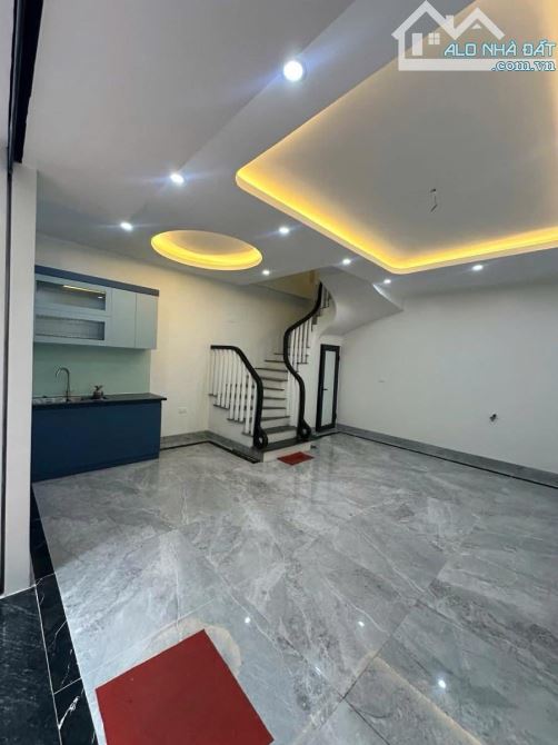 BÁN NHÀ PHỐ THẠCH BÀN LONG BIÊN 6 TỶ 35m 5 TẦNG Ô TÔ KINH DOANH GẦN AEON LONG BIÊN - 2