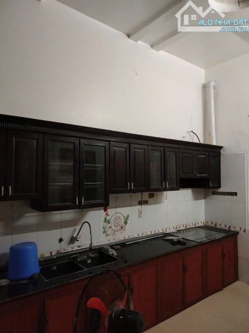 Cho thuê nhà nguyên căn gần Aeon Hải Phòng , ô tô đỗ cửa . Phù hợp gia đình ở , làm văn ph - 2