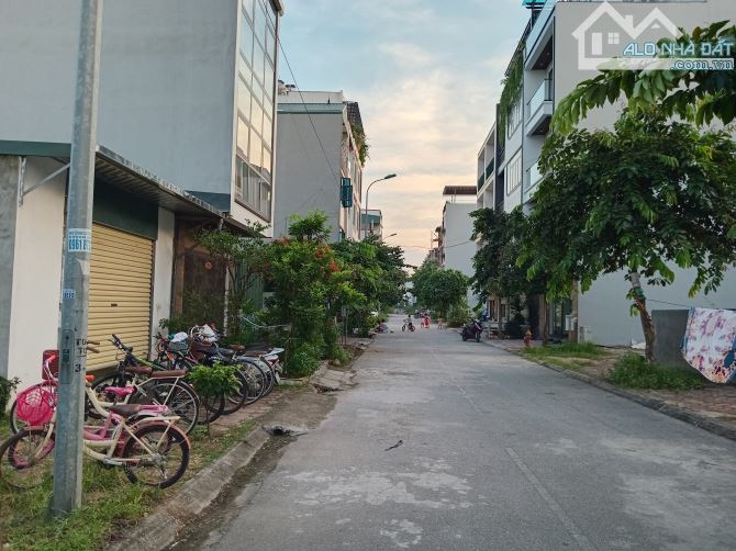 Bán đất Nguyễn Mậu Tài Gia Lâm, vỉa hè, ô tô tránh, 53m2, 10.3 tỷ - 2