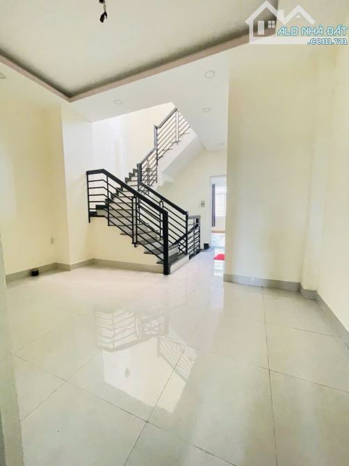6.6 TỶ - 92M2 - 3 TẦNG BTCT - NGAY LÊ THỊ RIÊNG- THỚI AN 13 - QUẬN 12 - NHÀ ĐẸP LUNG LINH - 2