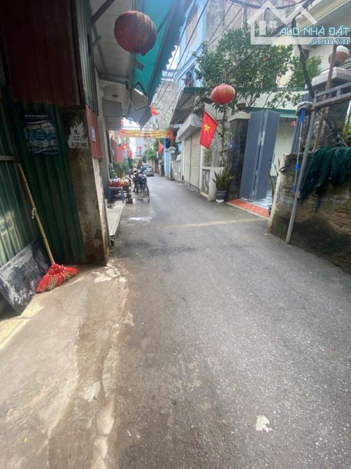 BÁN ĐẤT VÀNG NGHĨA LỘ – YÊN NGHĨA – HÀ ĐÔNG, Ô TÔ ĐỖ CỬA  DT: 253M, MT: 10,2M