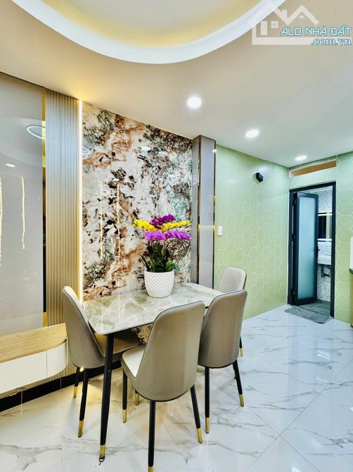 NHÀ SIÊU ĐẸP  - TRUNG TÂM PHÚ NHUẬN  - 4 TẦNG  - 30M RA HẺM XE TẢI  - GIÁ CHƯA TỚI 5 TỶ - 2