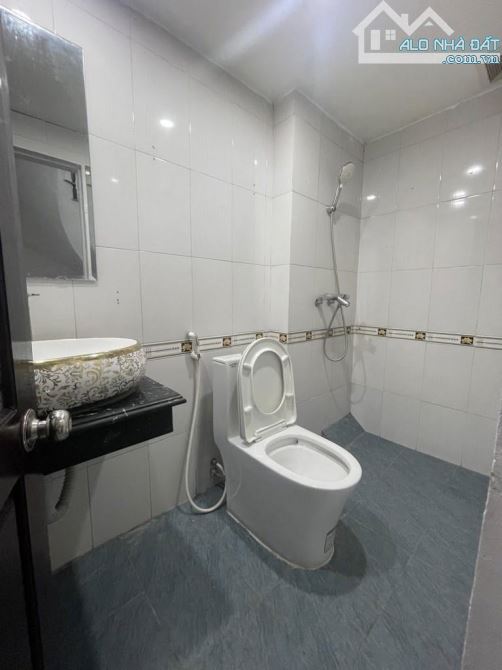 Bán Nhà Bát Khối, Long Biên 30m2, 5T, giá 4,7 tỷ - 2