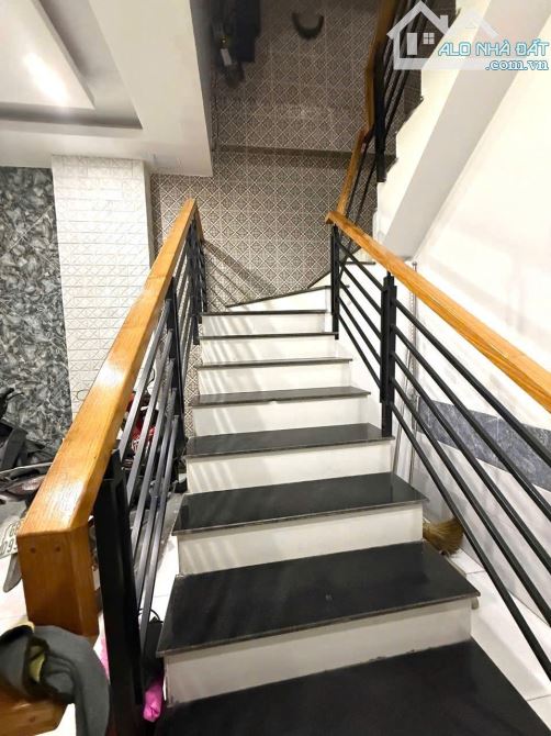 🏡 CẦN BÁN GẤP! NHÀ TRUNG TÂM QUẬN 10 - HXH TÔ HIẾN THÀNH - 4 PN - CHỈ 7 TỶ! - 2