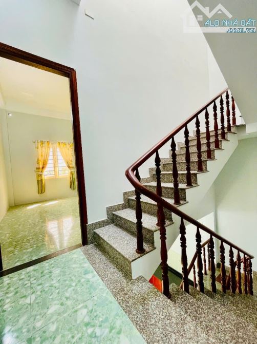 NHÀ 3 TẦNG ĐÚC TÔ KÝ TCH QUẬN 12 GIÁ RẺ 4.68 TỶ - 2