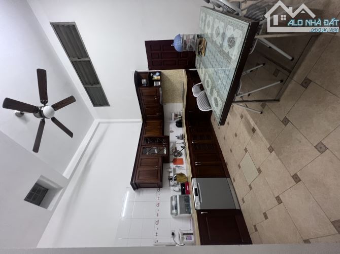 Nhà ngay phố Quang Trung , Hà Đông, 70m2 dân xây 5 tầng, ô tô vào nhà, giá đầu tư - 2