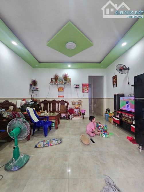 ĐỖ VĂN DẬY HÓC MÔN 😍 ĐƯỜNG XE XE TRÁNH  😍 NHÀ NGANG 5M ĐẸP 😍 108M2 SỔ VUÔNG A4   TÂN HI - 2
