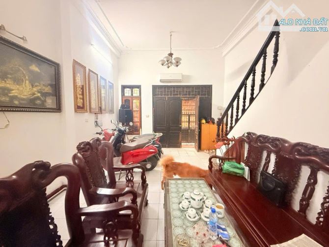 Bán Đất 75m2 Ba Đình Tặng Nhà 4 Tầng Xây Ở Hoặc Xây CCMN Đất Gần Hồ B52 Giá Đầu Tư - 2