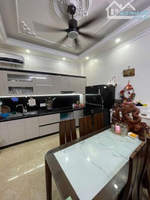 BÁN NHÀ ĐẸP 2.386 TỶ 3 TẦNG 57M2 ( TÂY NAM ) NGÕ ĐIỆN BIÊN - 2