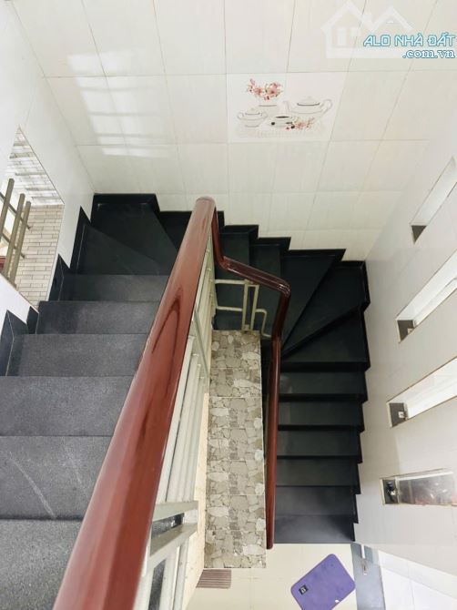 Siêu Phẩm  nhà Đ số 9 BHH gần Aeon Tân Phú  hẻm xe hơi thông 56m2,3 Tầng Nhỉnh 5 tỷ - 2