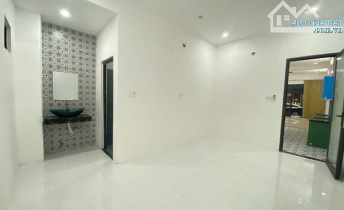Bán nhà 2,5 tầng mặt tiền Trần Hữu Trang - Hòa Cường - Đà Nẵng - 2