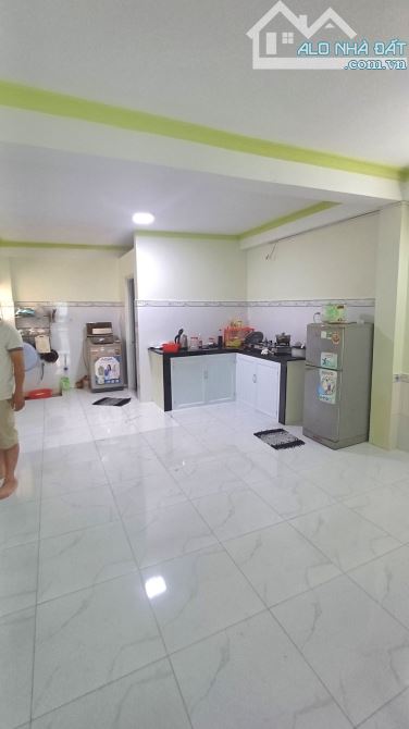 An Phú Đông Quận 12 - 2 tầng 70m2 4x17,5 - HXH - Chỉ 3,7 tỷ - 2