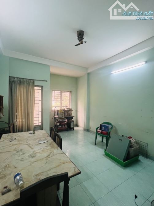 Bán nhà khu Lý Chiêu Hoàng, Gần The Privia Khang Điền, 4X14, 3 tầng, xe hơi vào nhà. - 2