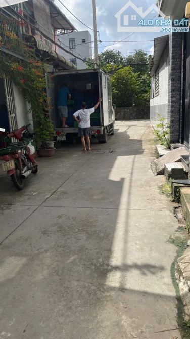 Nhà Phố 1 Trệt 1 Lửng Sau Lưng Nhà Thờ Nữ Vương Hoà Bình P13 Q Gò Vấp - 3
