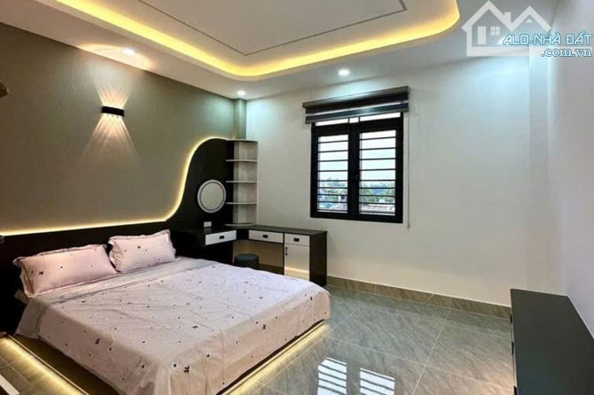 Bán nhà hẻm xe hơi, Thạnh Lộc 37, Quận 12, 62 m² (4m x 16m), 4 phòng - Giá 6.8 tỷ TL - 3