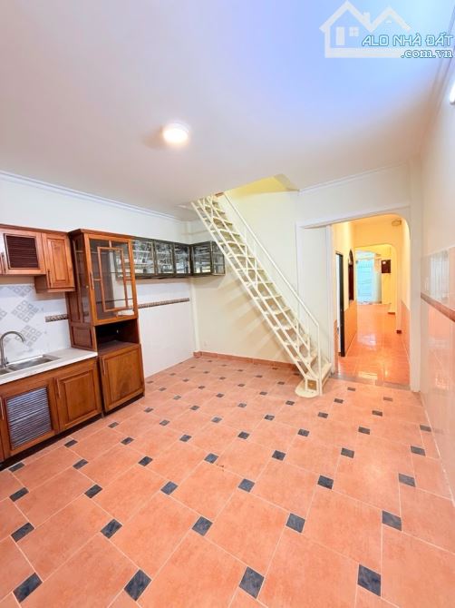 Bán nhà Tân Bình, Trường Chinh, hẻm xe hơi tránh, 2 tầng, giá nhỉnh 12 tỷ - 3
