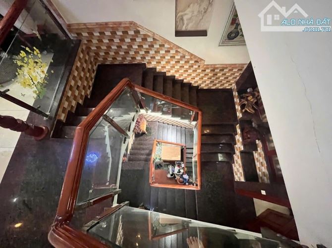 BÁN NHÀ MẶT TIỀN NGUYỄN ẢNH THỦ Q12 - 3 TẦNG 112M2 ( 4.5M X 25M) - 15.55 TỶ. - 3