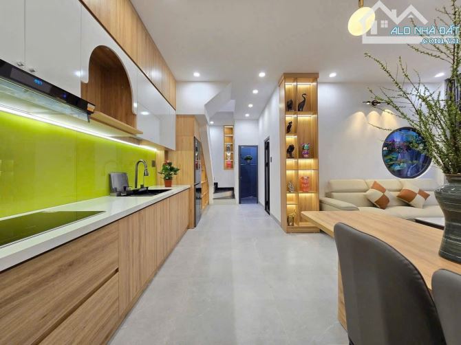 Nhà 2 tầng đẹp full nội thất kiệt Hoàng Diệu - 3