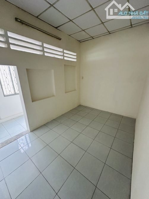BÁN GẤP NHÀ NGAY HẺM XE TẢI TRỊNH ĐÌNH TRỌNG-ÂU CƠ, 52M2, 2TẦNG, GIÁ NHỈNH 5TỶ - 3