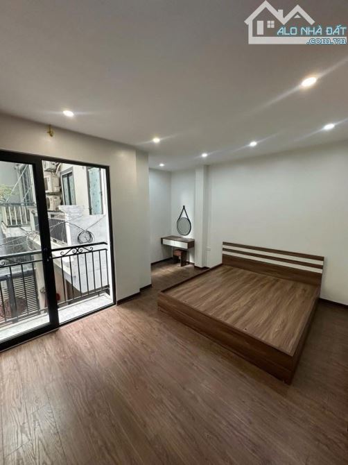 BÁN NHÀ PHỐ THẠCH BÀN LONG BIÊN 6 TỶ 35m 5 TẦNG Ô TÔ KINH DOANH GẦN AEON LONG BIÊN - 3