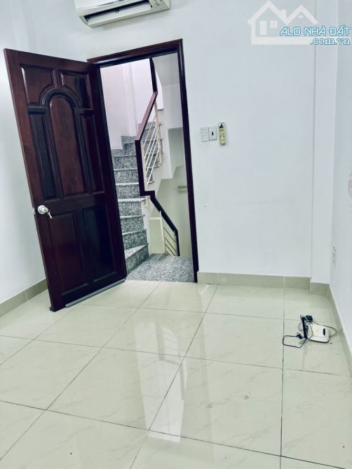 💥HOA ĐÀO - PHAN XÍCH LONG – HẺM ÔTÔ – 33M² – 4 TẦNG – 3 PHÒNG NGỦ - 3