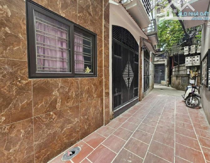 Cần Bán gấp nhà Cầu Giấy sổ đỏ hoa khôi – 5 tầng, Mặt tiền 5.8 m2, giá nhỉnh 9 tỷ - 3