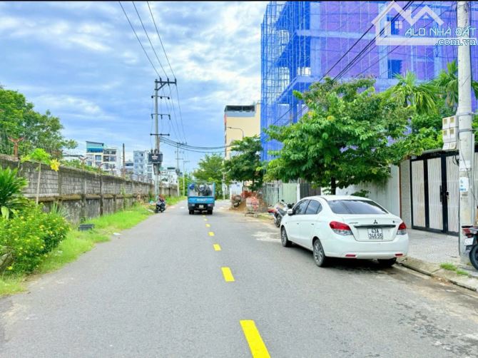 BÁN TÒA CĂN HỘ KHUÊ MỸ ĐÔNG 15 - 102M2 - 5 TẦNG - MT:6M – DT: 65 TRIỆU/THÁNG – GIÁ 20 TỶ - 3