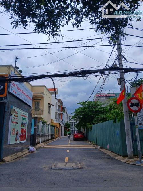 BÁN ĐẤT KHU phân lô NGUYỄN TUYỂN – QUẬN 2 👉 Cách Nguyễn Duy Trinh 90m full thổ ngang 5.26 - 3
