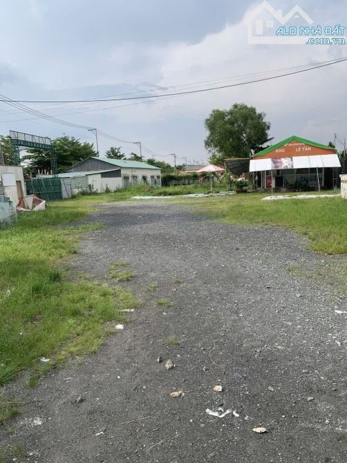 5581m2 MẶT TIỀN Nguyễn Văn Tạo cần bán có 600m2 thổ - 3